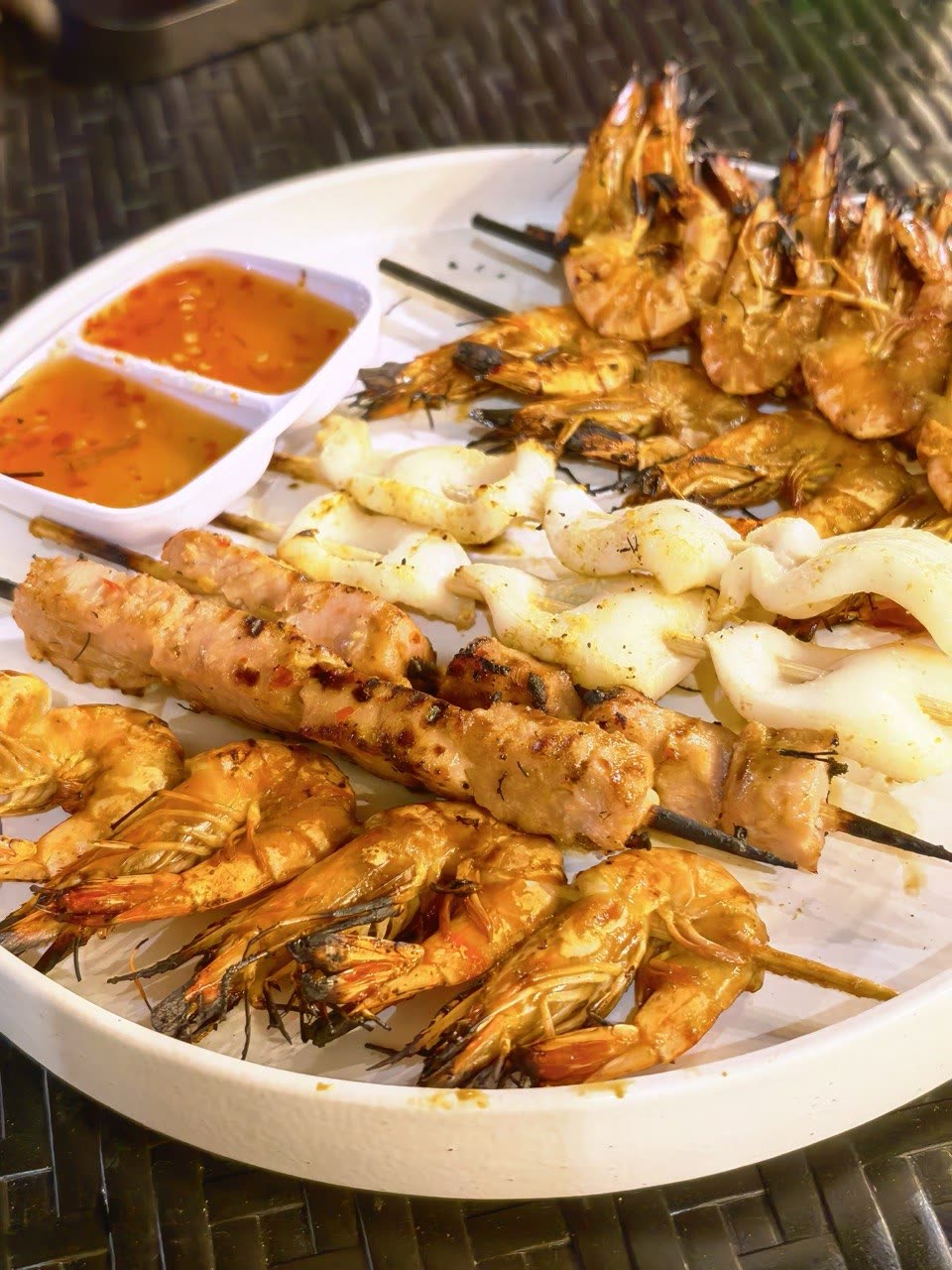 Grilled seafood and skewers